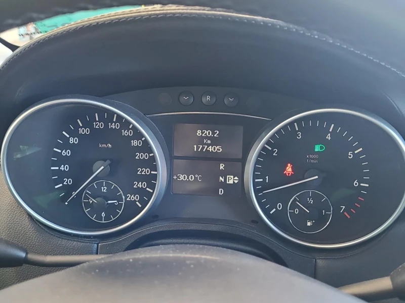 Mercedes-Benz ML 550 4MATIC* AMG-pack* H/K* Подгрев* Обдух* Шибидах* , снимка 7 - Автомобили и джипове - 52317848