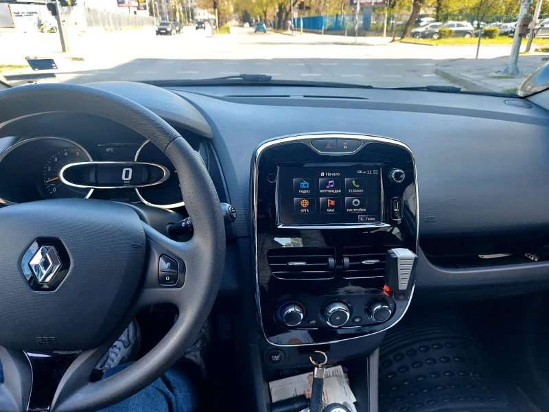 Renault Clio 1, 5 DCI, снимка 5 - Автомобили и джипове - 52035211