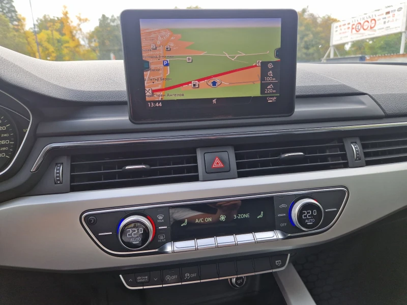 Audi A4 2.0 TDI, снимка 11 - Автомобили и джипове - 52036581