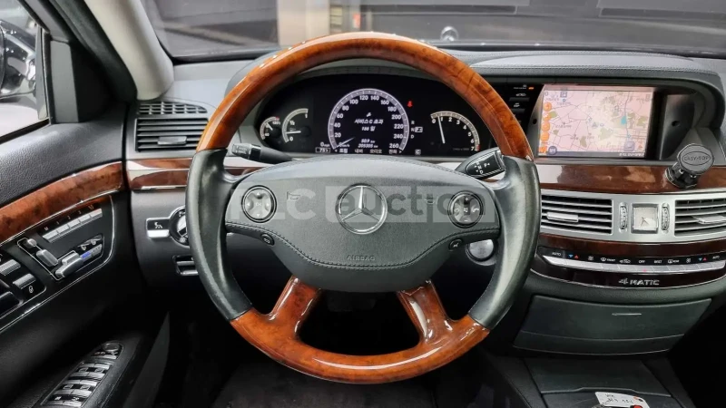Mercedes-Benz S 550, снимка 9 - Автомобили и джипове - 52319725