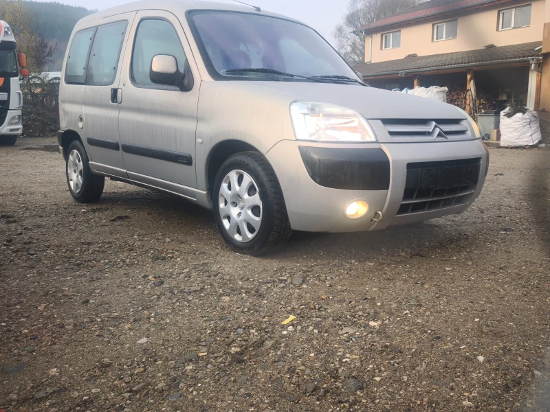 Citroen Berlingo 1.6 16v Бензин, снимка 5 - Автомобили и джипове - 52347777