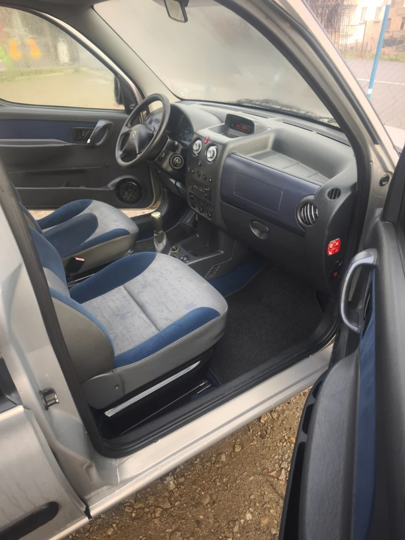 Citroen Berlingo 1.6 16v Бензин, снимка 4 - Автомобили и джипове - 52347777