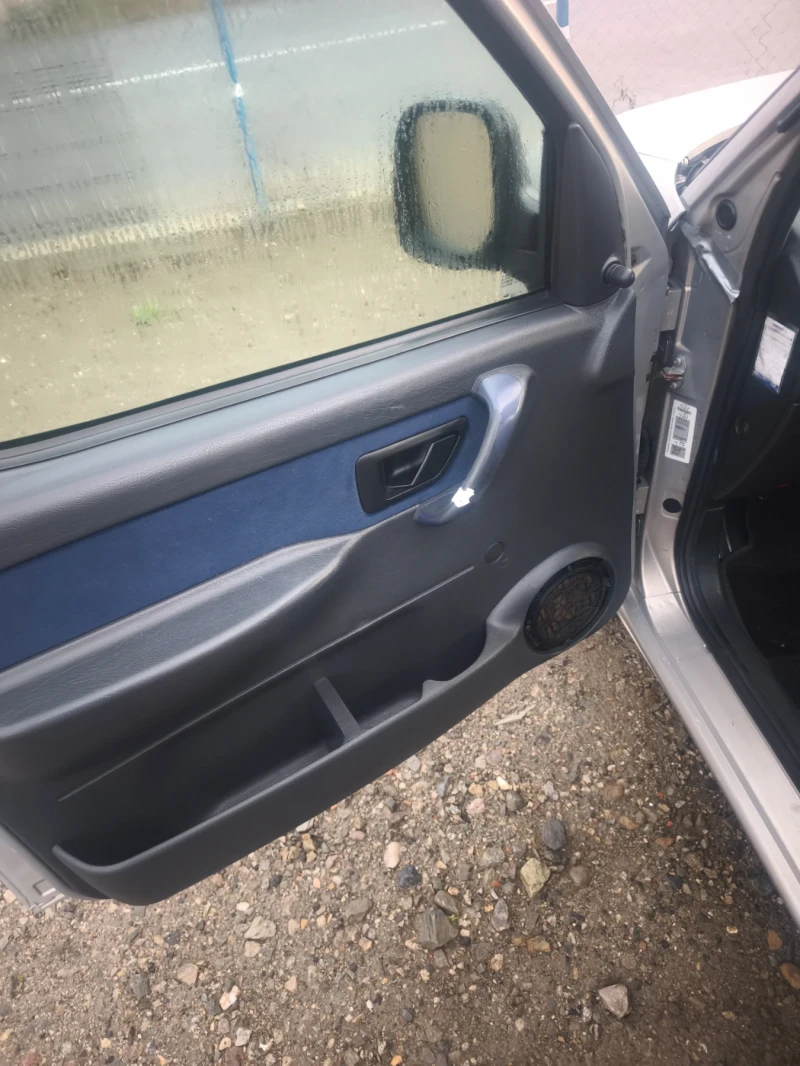 Citroen Berlingo 1.6 16v Бензин, снимка 12 - Автомобили и джипове - 52347777