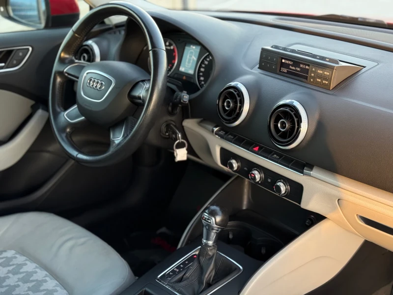 Audi A3 1.4i* 122к.с* АВТОМАТИК* 2015г* 94.000КМ* , снимка 11 - Автомобили и джипове - 52356990
