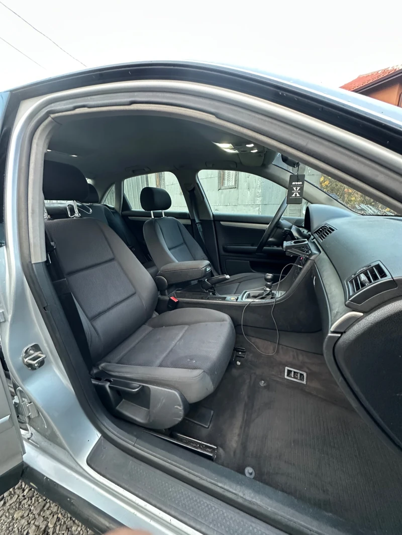 Audi A4, снимка 8 - Автомобили и джипове - 52525373