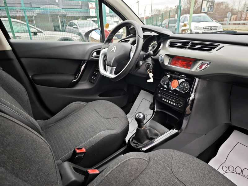 Citroen C3 1, 2 Euro 6, снимка 14 - Автомобили и джипове - 52751515