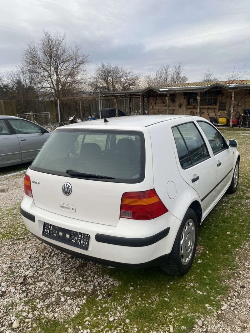 VW Golf 1.4 75к.с , снимка 3 - Автомобили и джипове - 53099293