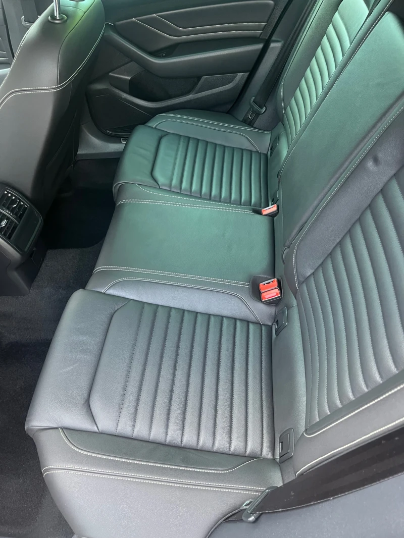 VW Passat, снимка 14 - Автомобили и джипове - 53131203