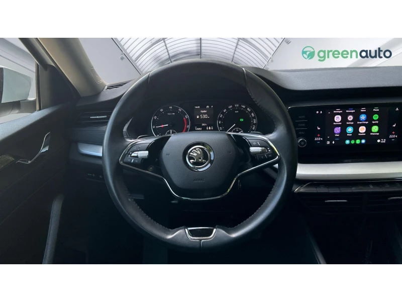 Skoda Octavia 1. 5 e-TSi DSG, Месечна вноска от 221  , снимка 13 - Автомобили и джипове - 53165625