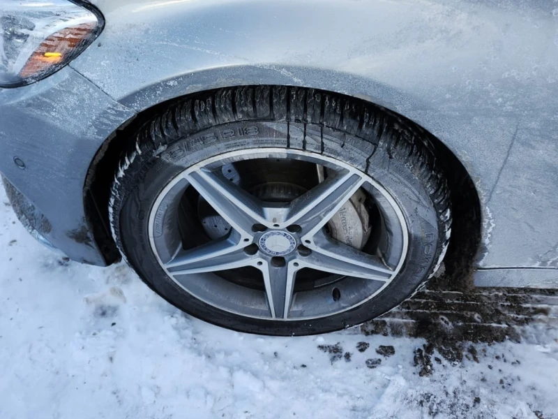 Mercedes-Benz C 300 * CARFAX * , снимка 6 - Автомобили и джипове - 53275556