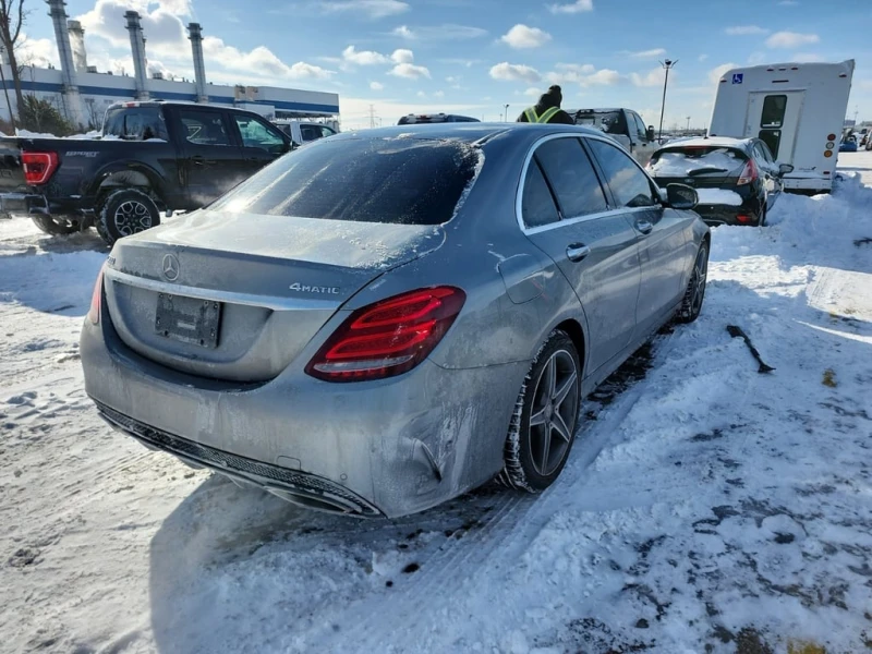 Mercedes-Benz C 300 * CARFAX * , снимка 3 - Автомобили и джипове - 53275556