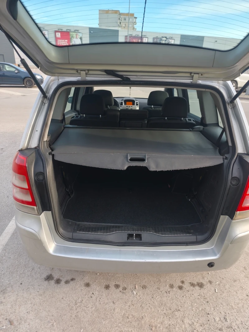 Opel Zafira, снимка 7 - Автомобили и джипове - 53560032