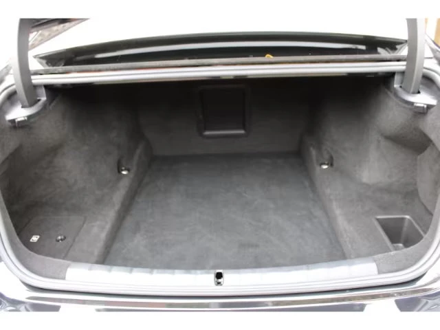 BMW 740 d/xDrive/286HP/M-SPORT/SKY-LOUNGE/B&W/360/MEM/860g, снимка 14 - Автомобили и джипове - 53680531