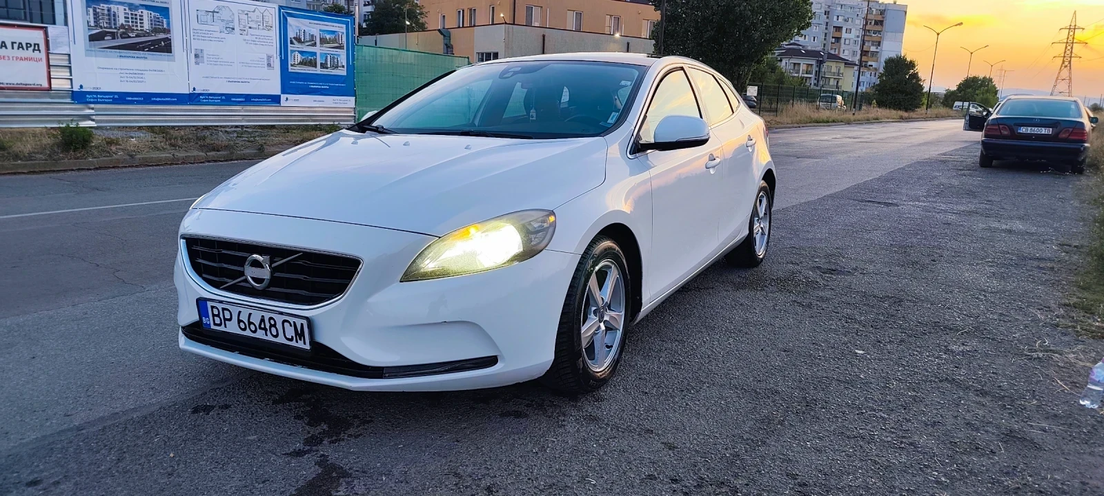 Volvo V40 1.6 D, снимка 1