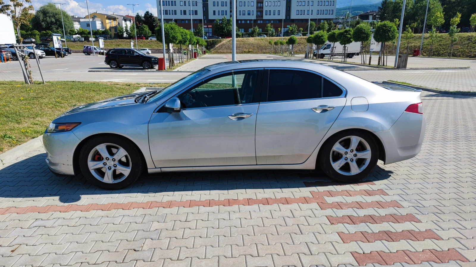 Honda Accord 2.4 LPG ГАЗ ДИСТРОНИК ВСИЧКИ ЕКСТРИ - изображение 5