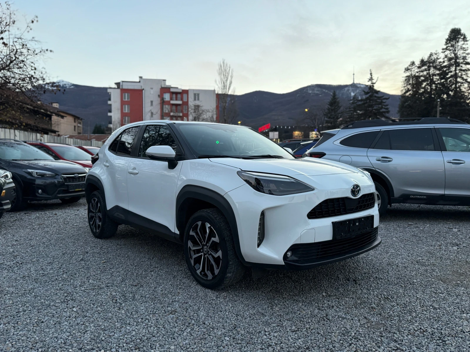 Toyota Yaris Cross 1.5 HYBRID e-CVT - изображение 3