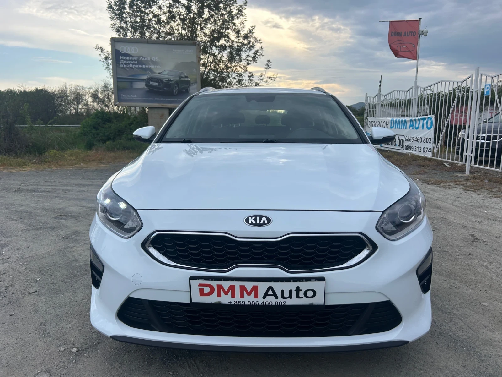 Kia Ceed 1.6 CRDI / НАВИГАЦИЯ / КАМЕРА / ЕВРО6+  - изображение 2