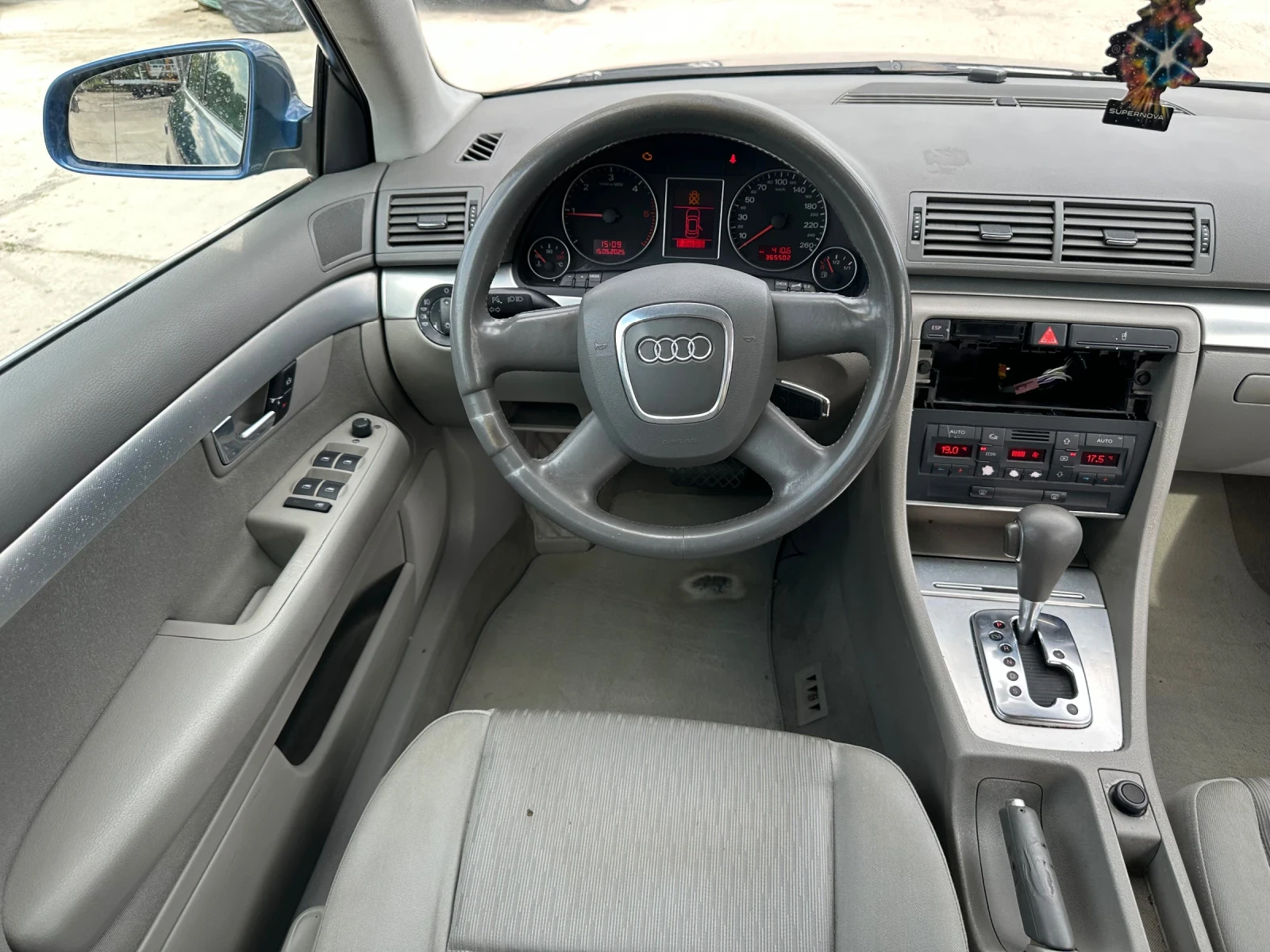 Audi A4 2.0TDI АВТОМАТ - изображение 9