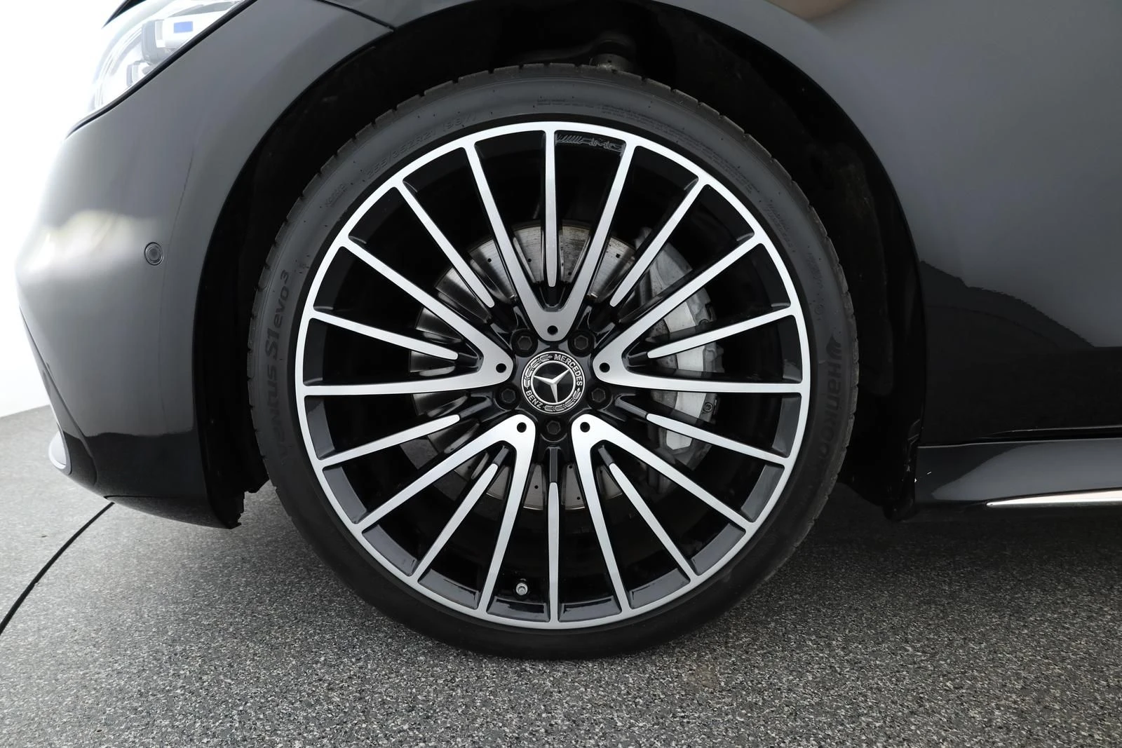 Mercedes-Benz S 580 AMG/LONG/4-MATIC/BURM/PANO/HEAD UP/EXCLUSIV/TV/ - изображение 3