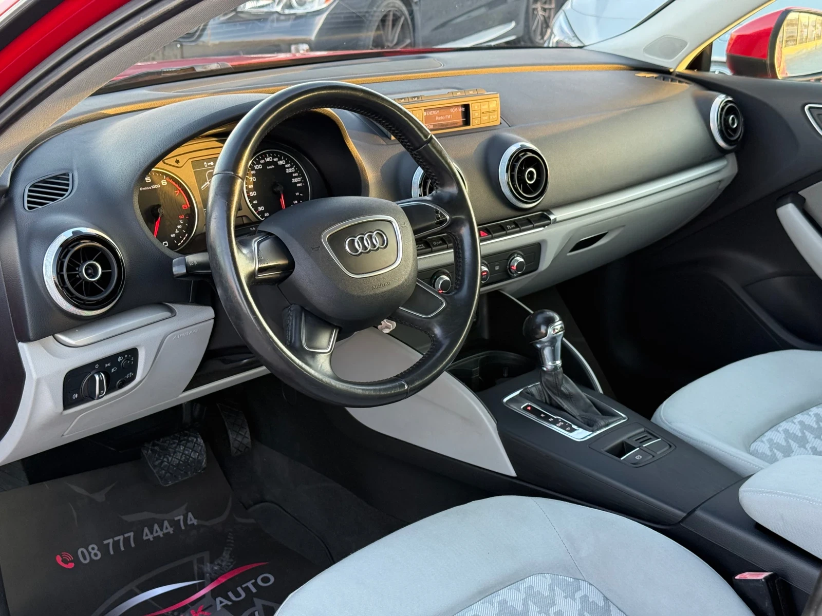 Audi A3 1.4i* 122к.с* АВТОМАТИК* 2015г* 94.000КМ*  - изображение 5