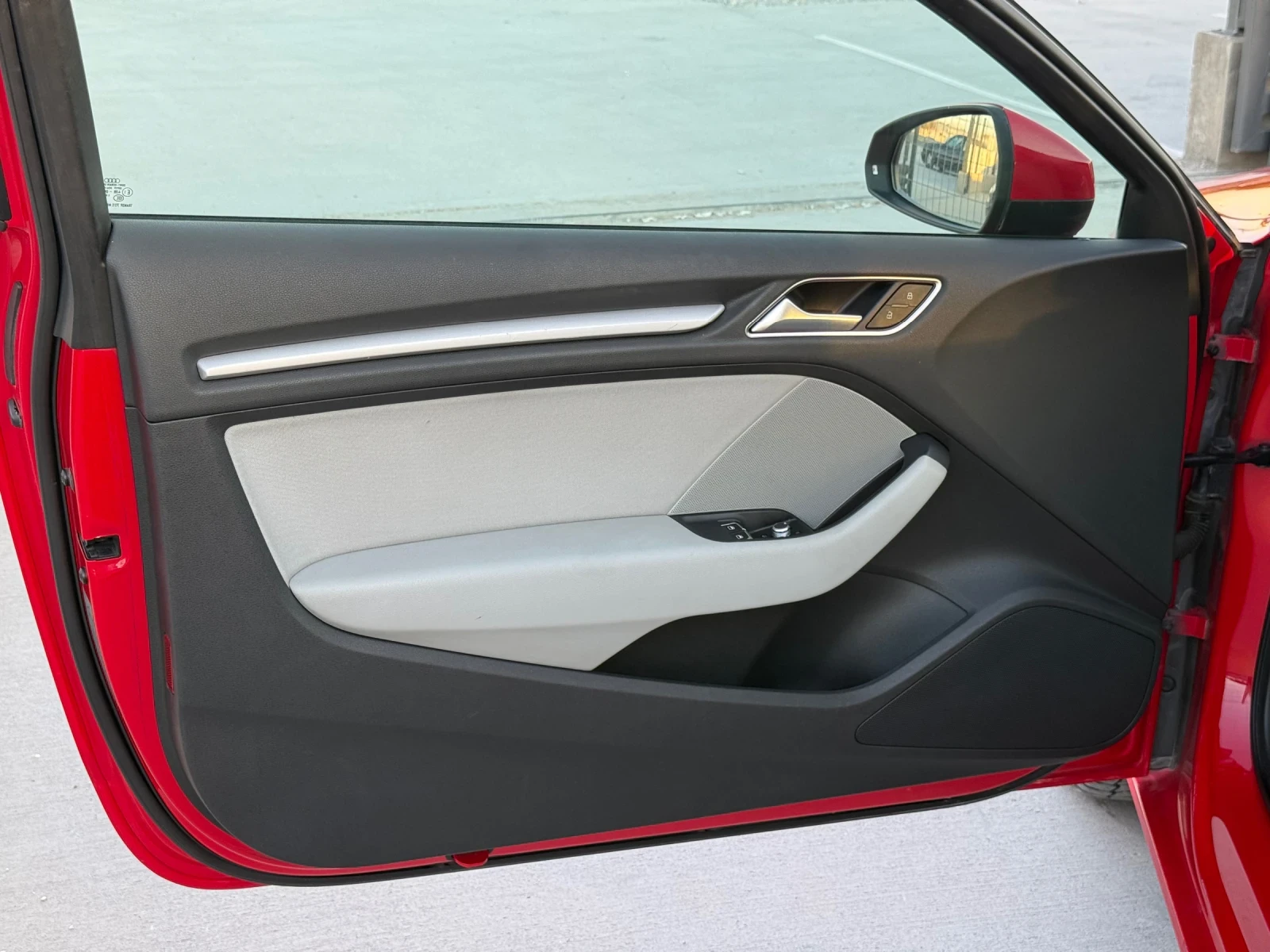 Audi A3 1.4i* 122к.с* АВТОМАТИК* 2015г* 94.000КМ*  - изображение 6