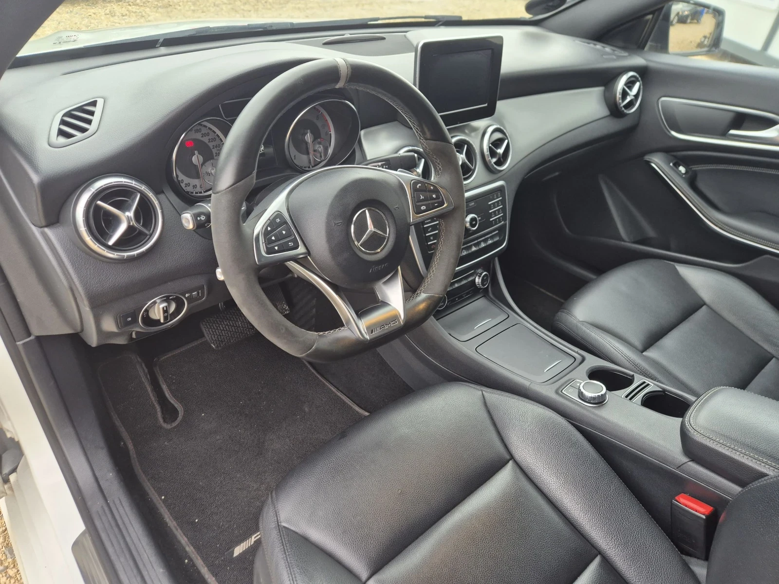 Mercedes-Benz CLA AMG AUTOMAT  - изображение 5