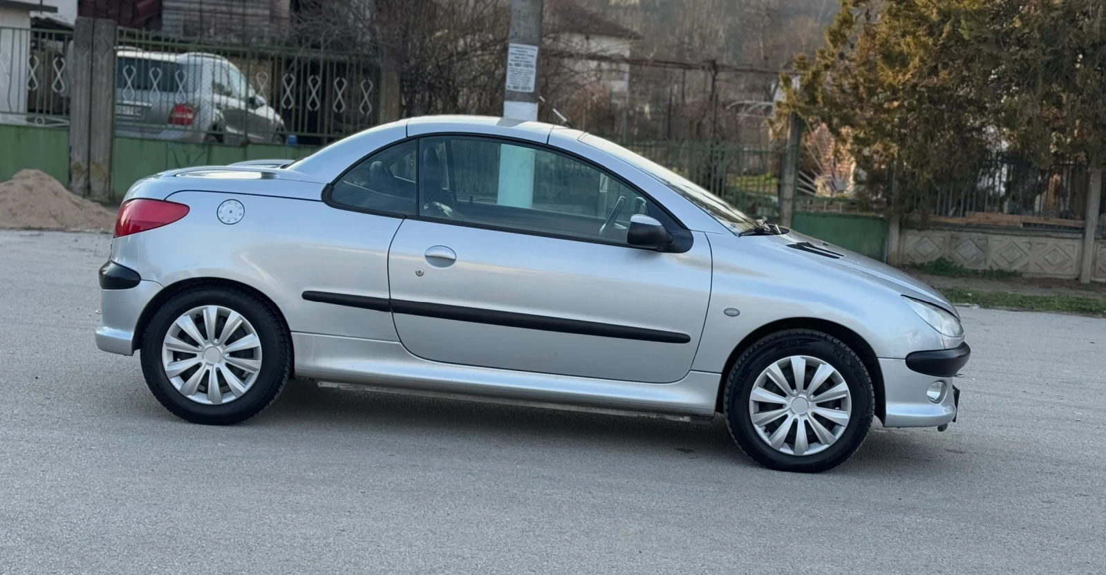 Peugeot 206 1.6i Кабрио - изображение 8