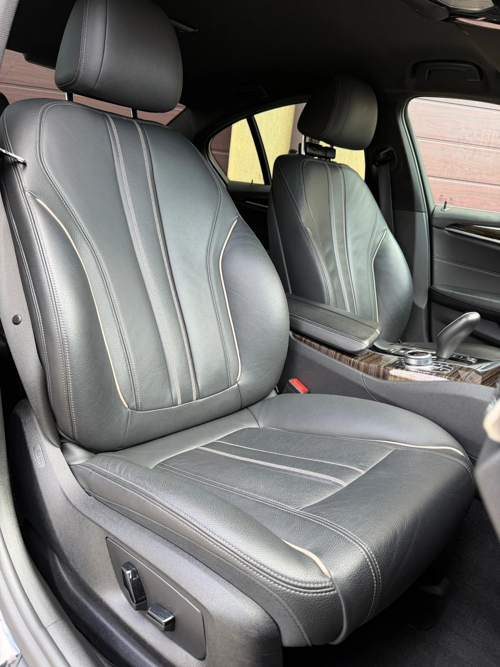 BMW 520 4X4 luxury-line-131хил.км, снимка 9 - Автомобили и джипове - 53876408