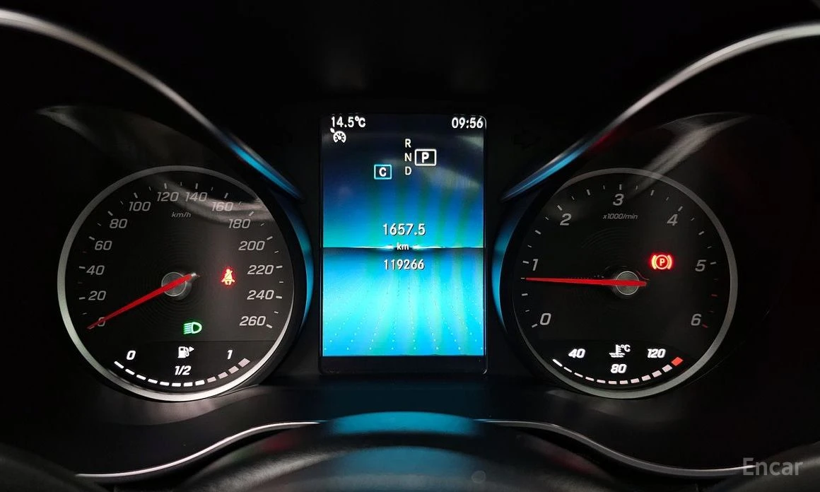 Mercedes-Benz C 220 4MATIC COUPE* AMG PACK* FACE* HEAD-UP* SUNROOF*  | Mobile.bg � ����������� 10