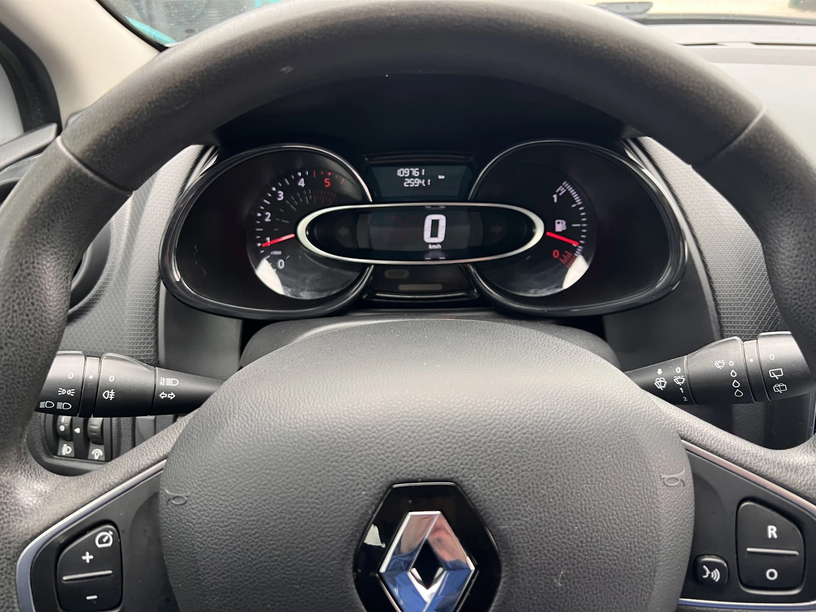 Renault Clio Life/1.5dci/75k.c./5MT/N1, снимка 12 - Автомобили и джипове - 54367581