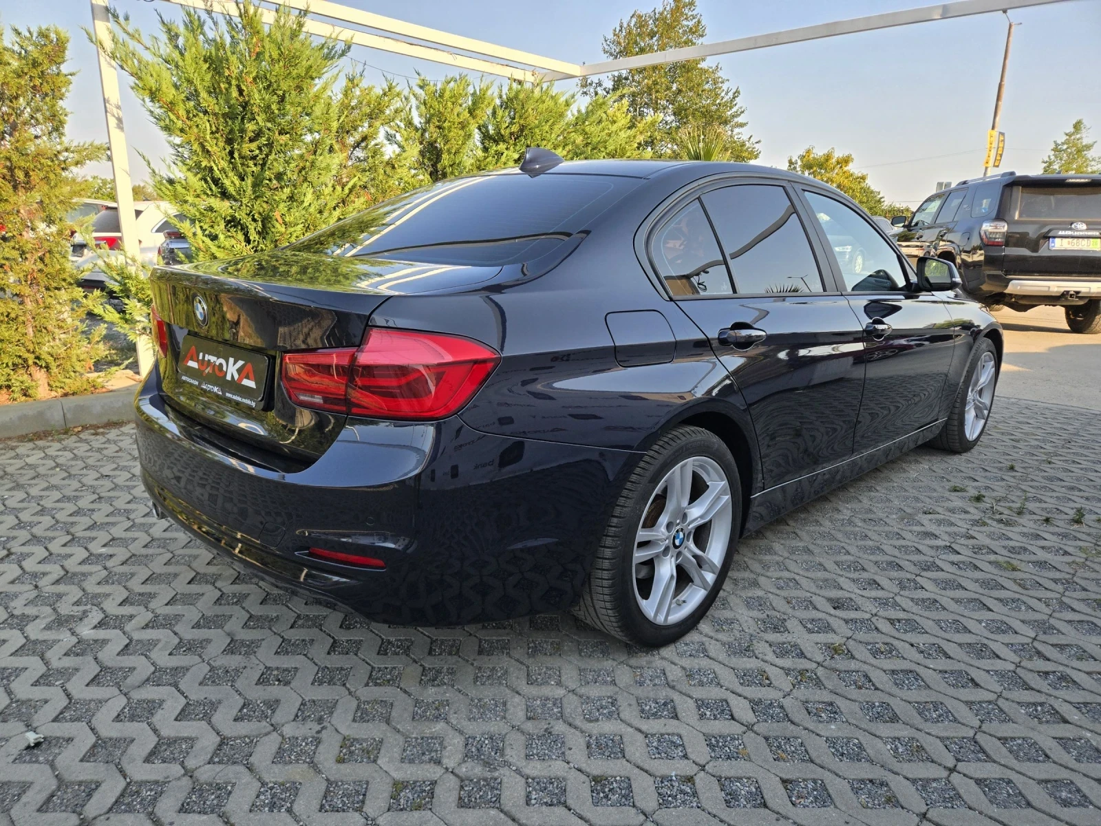 BMW 320 2.0D-190��= 67.000��= �������= 360= 4�4= DISTRONIC | Mobile.bg � ����������� 3