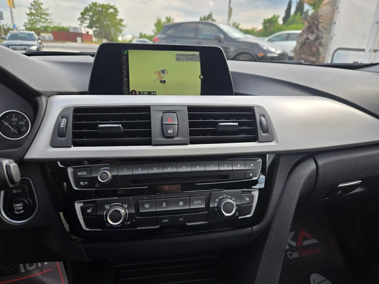 BMW 320 2.0D-190кс= АВТОМАТ= 67.000КМ= 4х4= DISTRONIC= CAM, снимка 15 - Автомобили и джипове - 54610635