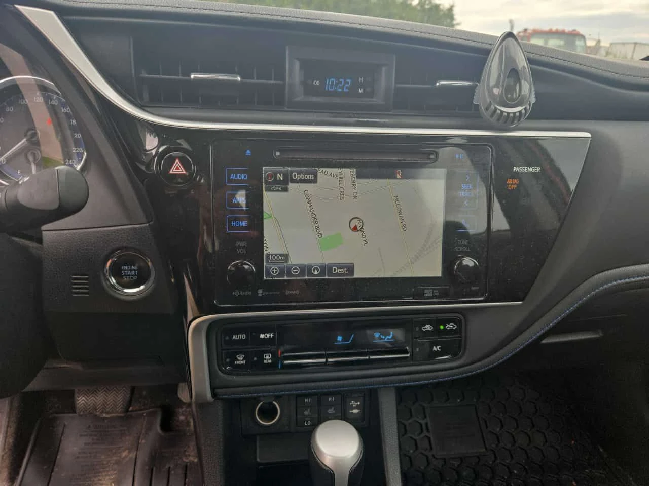 Toyota Corolla * CARFAX * АВТОКРЕДИТ БЕЗ ПЪРВОНАЧАЛНА ВНОСКА, снимка 9 - Автомобили и джипове - 55058592