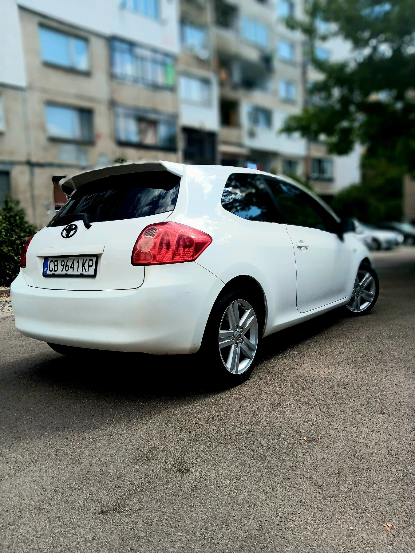 Toyota Auris, снимка 3 - Автомобили и джипове - 55479393