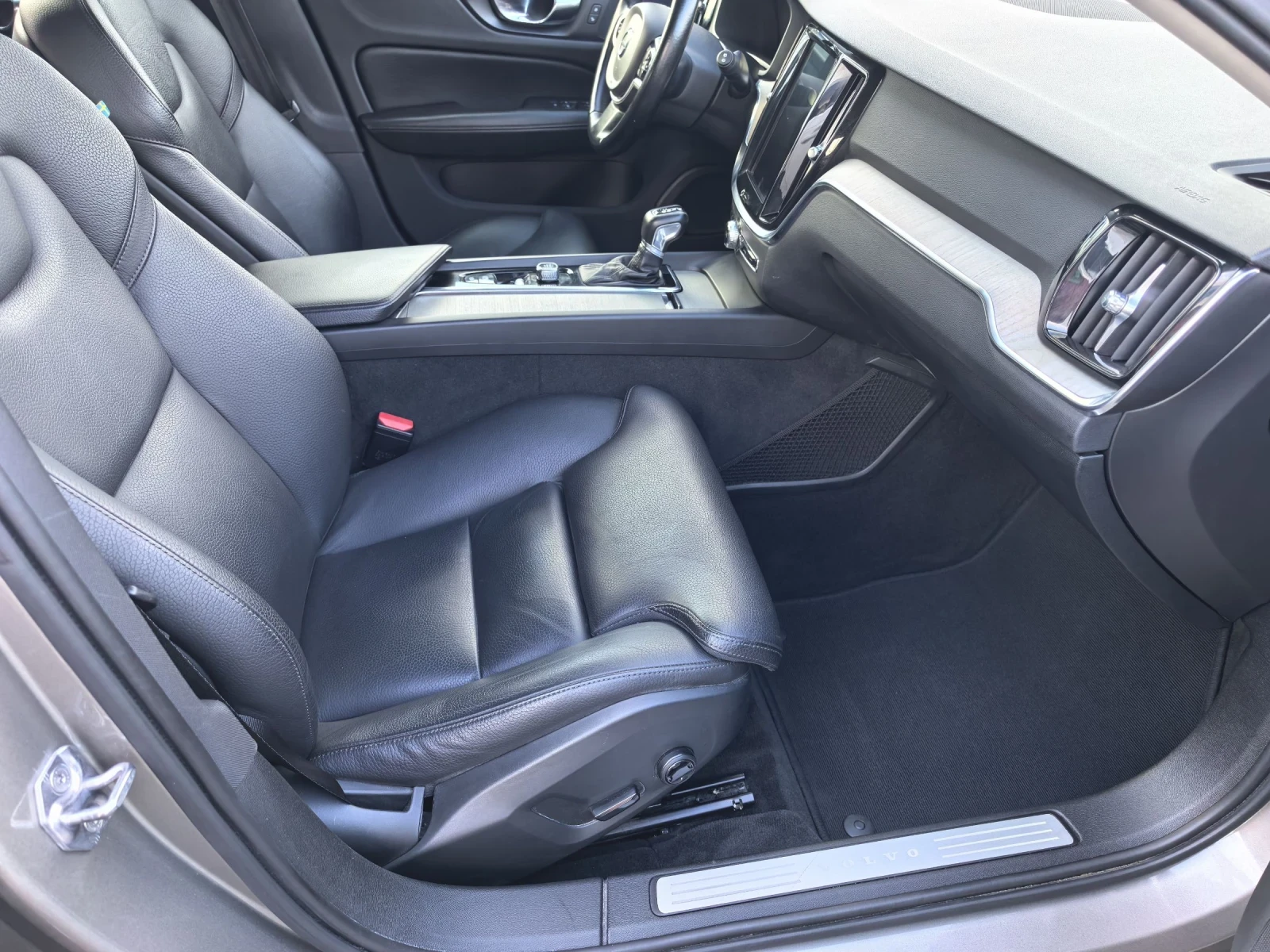 Volvo V60 2, 0tdi R-design | Mobile.bg � ����������� 11