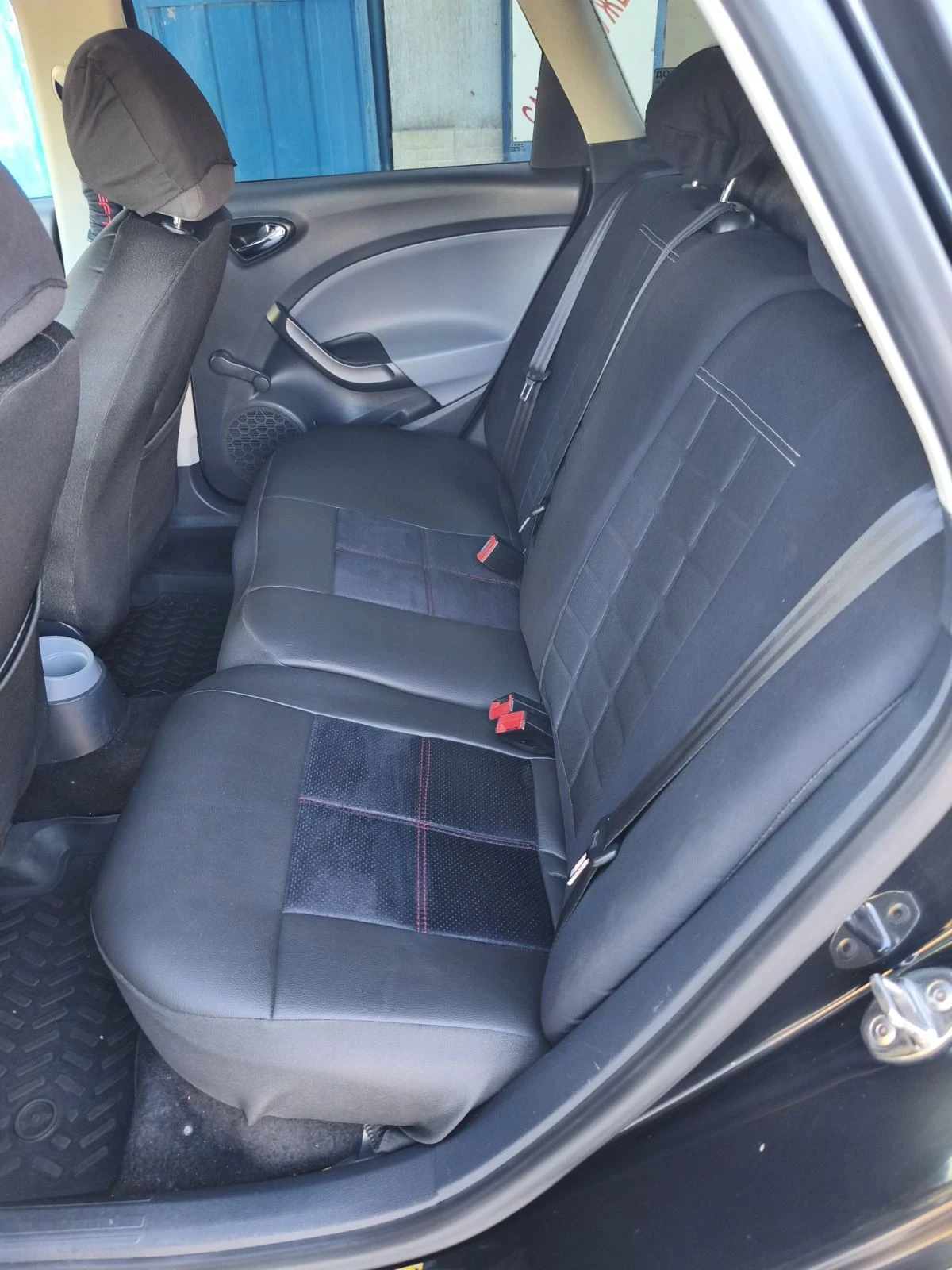 Seat Ibiza Комби , снимка 6 - Автомобили и джипове - 55986851