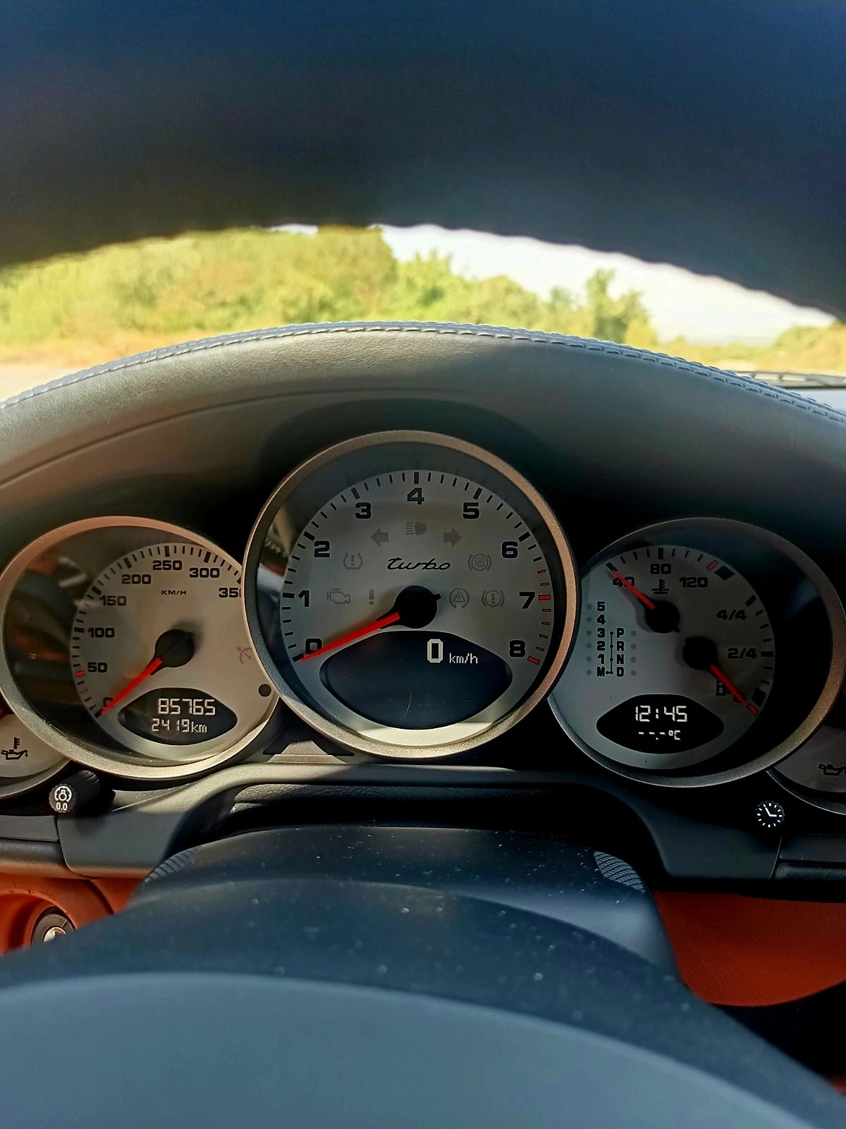 Porsche Carrera 911 Turbo, снимка 6 - Автомобили и джипове - 56070061