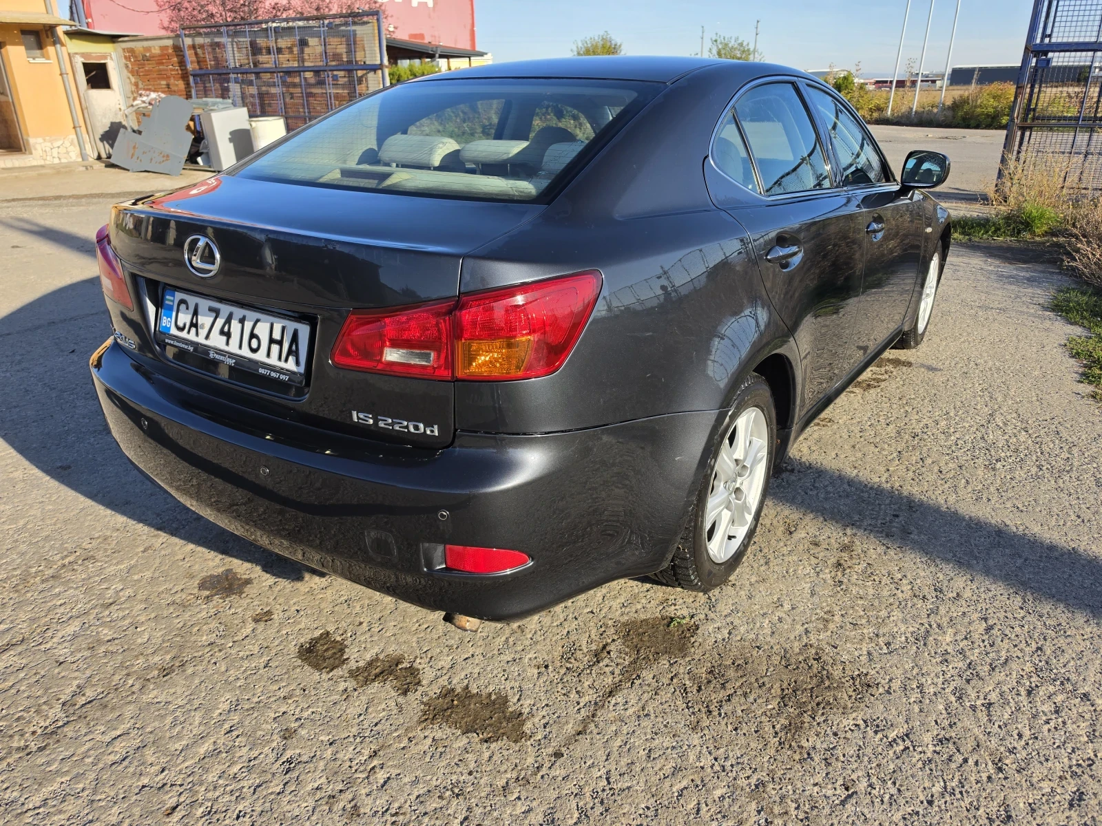 Lexus IS 220d, снимка 7 - Автомобили и джипове - 56664044