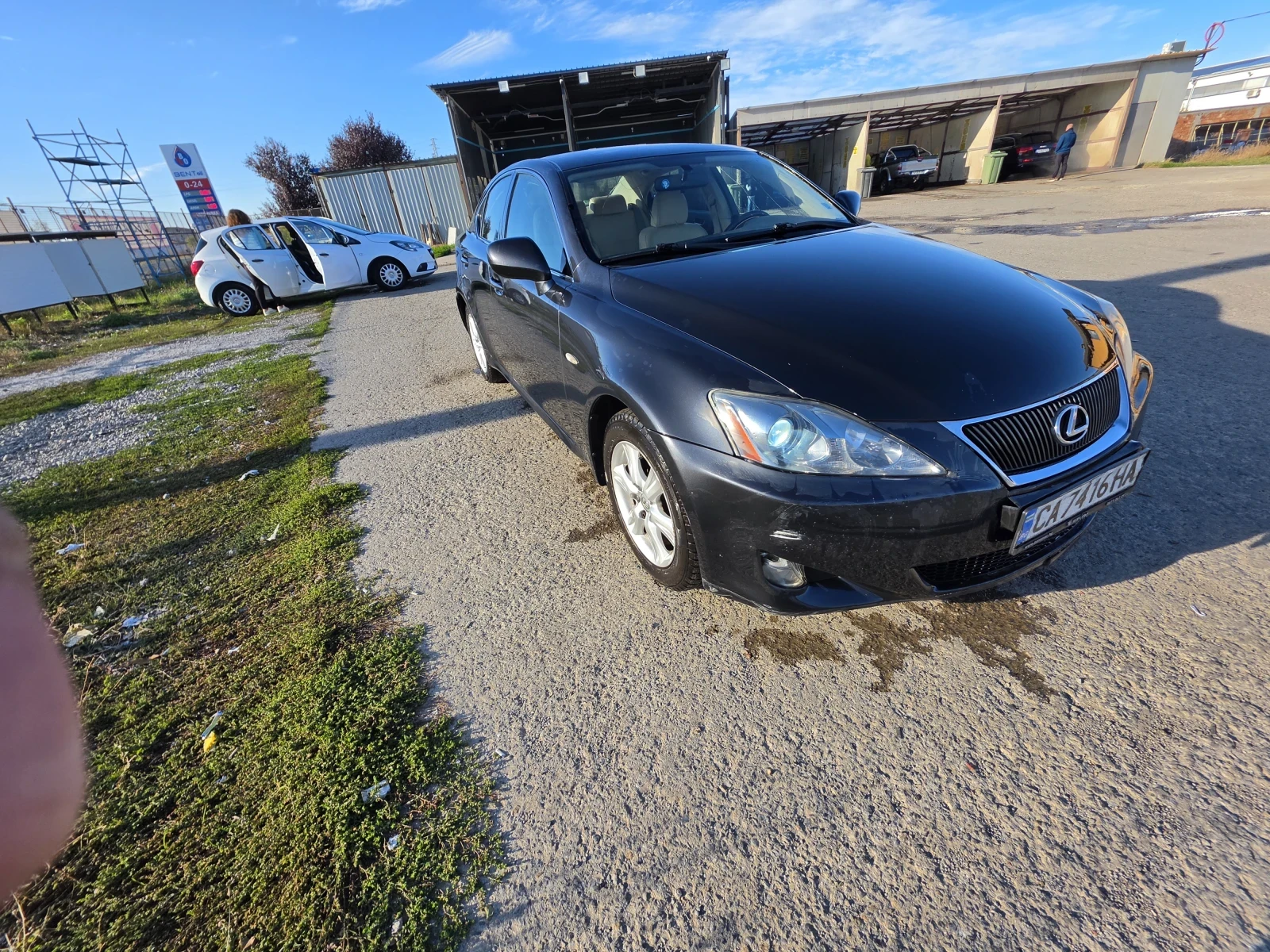 Lexus IS 220d, снимка 4 - Автомобили и джипове - 56664044