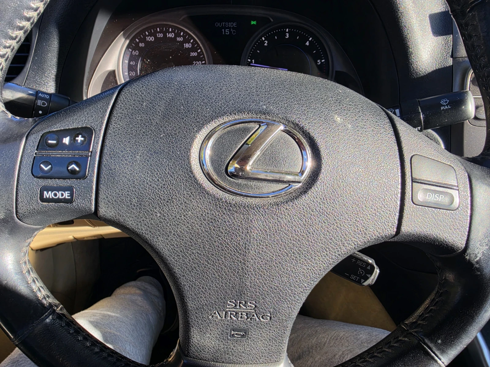 Lexus IS 220d, снимка 15 - Автомобили и джипове - 56664044