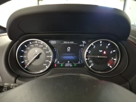 Maserati Levante * GTS * CARFAX * PANO * 2 КЛЮЧА, снимка 10 - Автомобили и джипове - 53605319