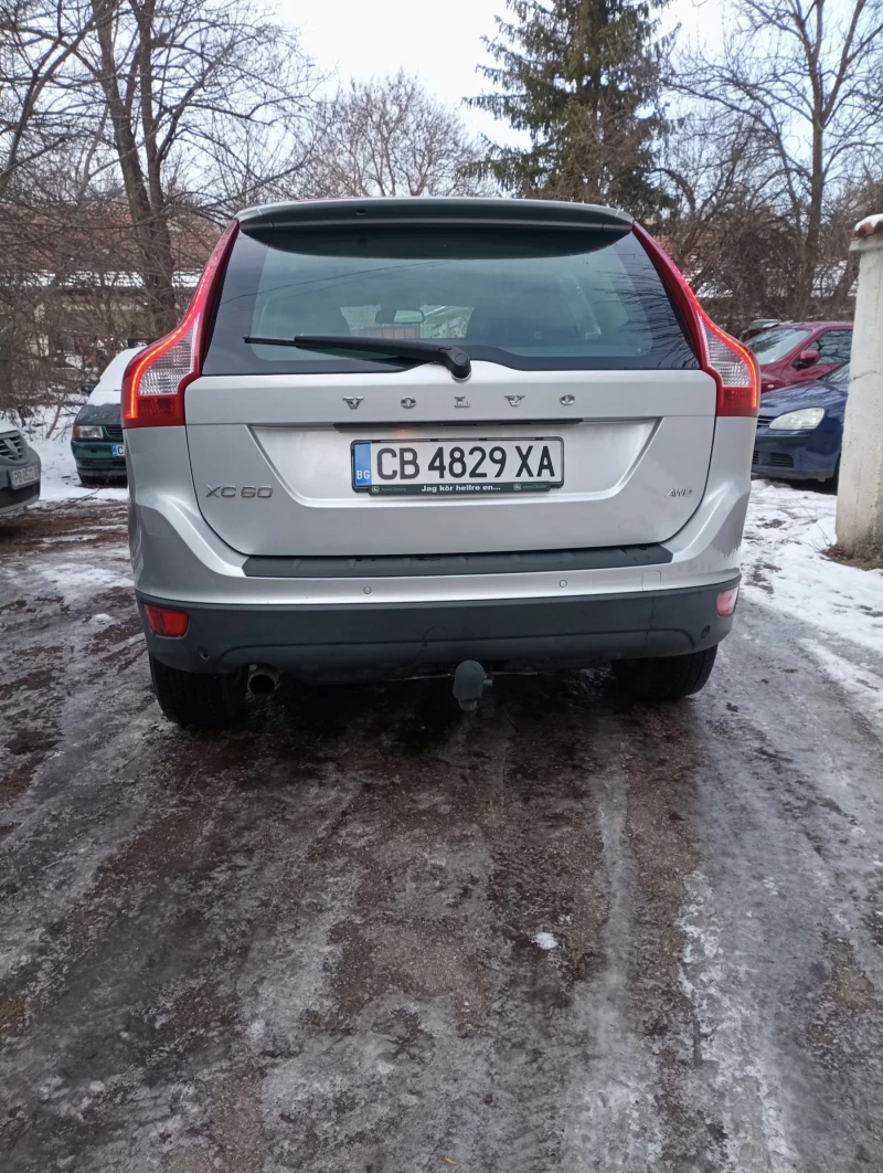 Volvo XC60 2.4 163 к.с 4?4, снимка 8 - Автомобили и джипове - 48803567