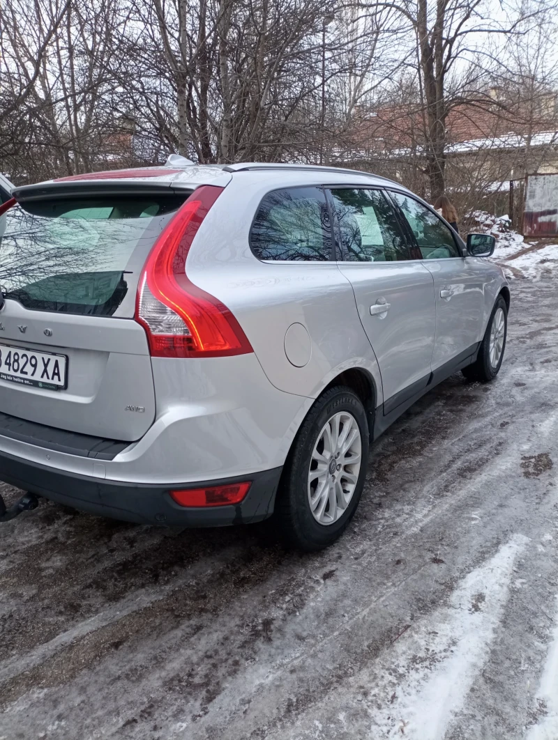 Volvo XC60 2.4 163 к.с 4?4, снимка 7 - Автомобили и джипове - 48803567