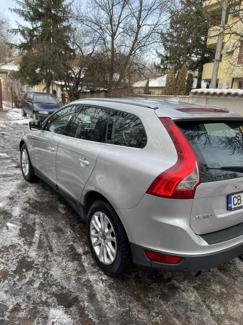 Volvo XC60 2.4 163 к.с 4?4, снимка 2 - Автомобили и джипове - 48803567