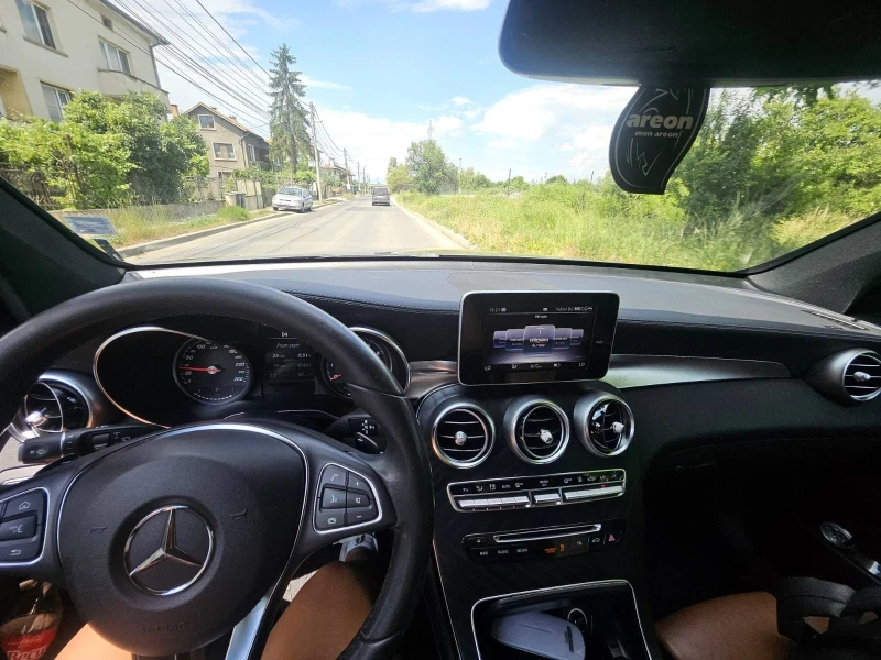 Mercedes-Benz GLC 350, снимка 10 - Автомобили и джипове - 52426590