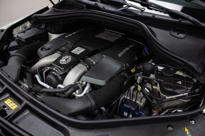 Mercedes-Benz ML 63 AMG AMG PERFORMANCE PAKAGE, снимка 10 - Автомобили и джипове - 51095089