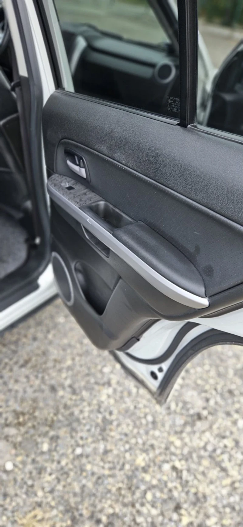 Suzuki Grand vitara, снимка 14 - Автомобили и джипове - 52657315