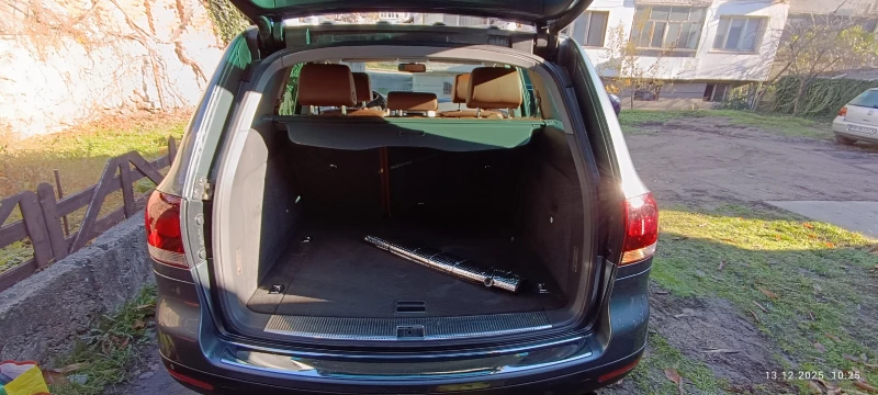 VW Touareg, снимка 6 - Автомобили и джипове - 52805020