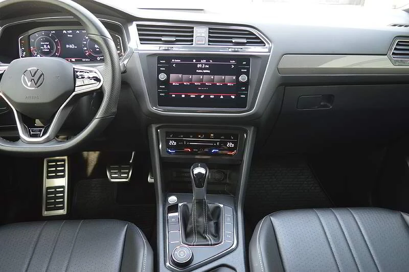 VW Tiguan * Comfortline R Line Black Edition * CARFAX *   | Mobile.bg   8