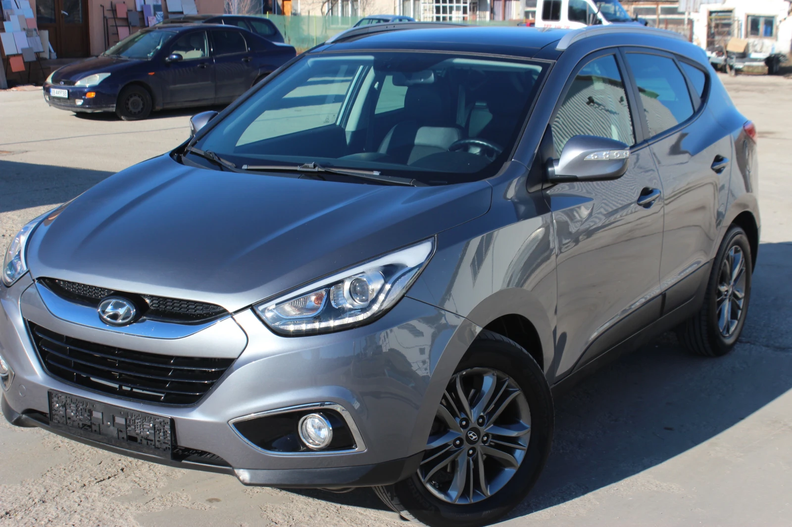 Hyundai IX35 2.0 crdi 136к.с. 4x4 AВТОМАТ, ПАНОРАМА, КОЖА | Mobile.bg — изображение 1